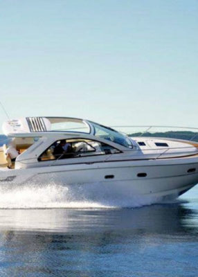 Bavaria Boat 38 à louer Mandelieu cannes