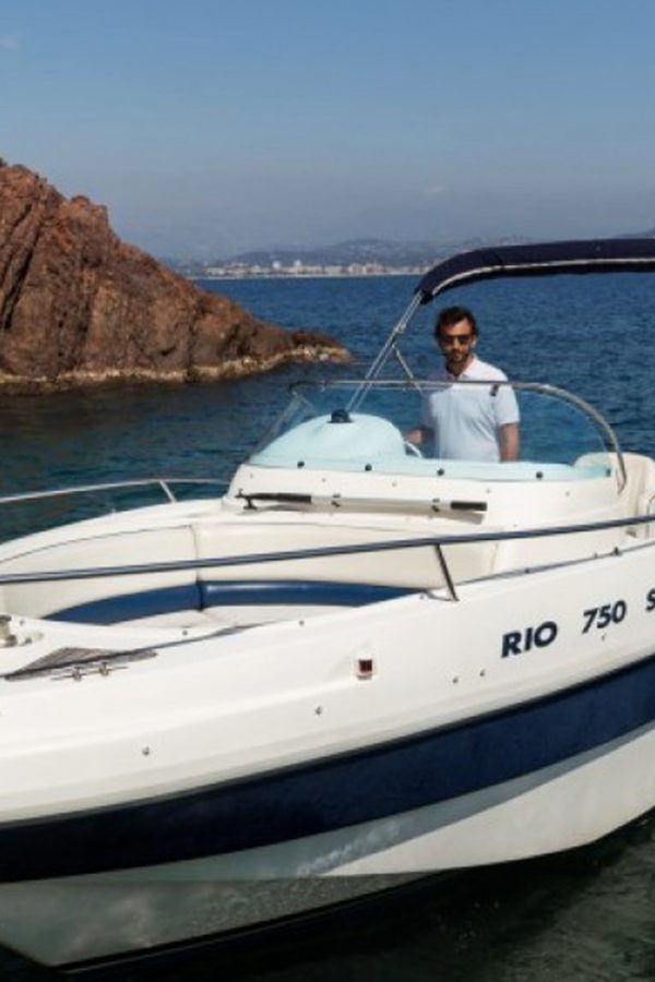 Sorties en mer bateau à louer Rio Boat 750 Sol_Eva