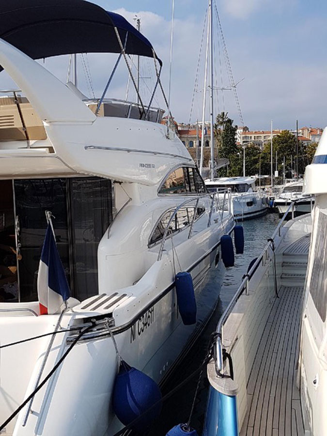 Bateau à louer à Cannes - Princess Boat 50