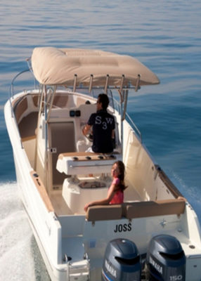 PassionBoat - Bateau à louer Cap Camarat 7.5 CC - Capacité 9 personnes
