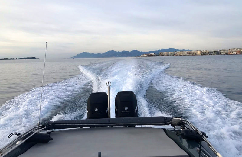 Passion boat - Semi rigide 16 personnes à louer Mandelieu