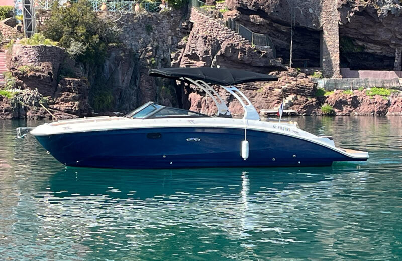 Sea_ray_270_a_louer_a_mandelieu (1) Bateau à louer pas cher à Mandelieu - Sea Ray SDX 270 - Passionboat Mandelieu.