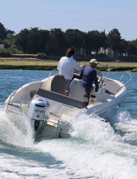 Hurican 6.0 undeck capacité 7 personnes à vendre à Mandelieu - Passionboat
