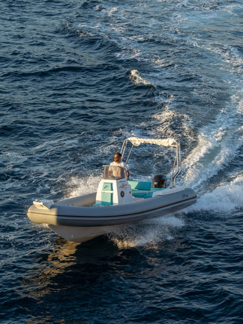 Bateau à louer 8 personnes Côte d'Azur Panamera PY60