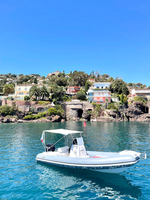 Panamera PY80 à louer Mandelieu pour une sortie en mer inoubliable!