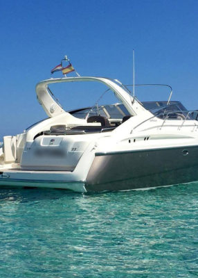 Luxueux yacht à louer à Antibes à partir de 1100€/jour