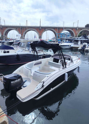 EOLO 6.4 EL en location au Port de la Rague à Mandelieu