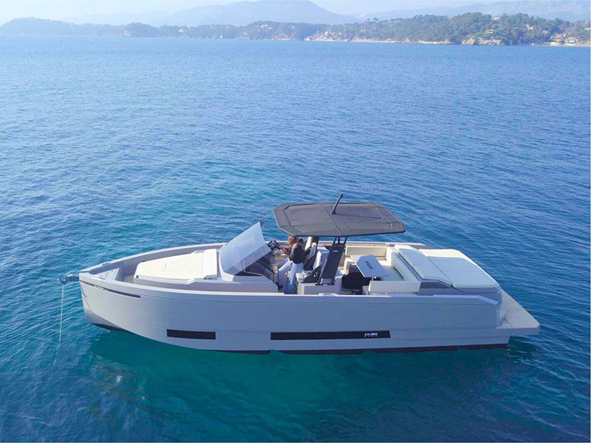 DE-ANTONIO-D36_-BULLE Location bateau De Antonio D36 en abonnement 6 et 12 mois
