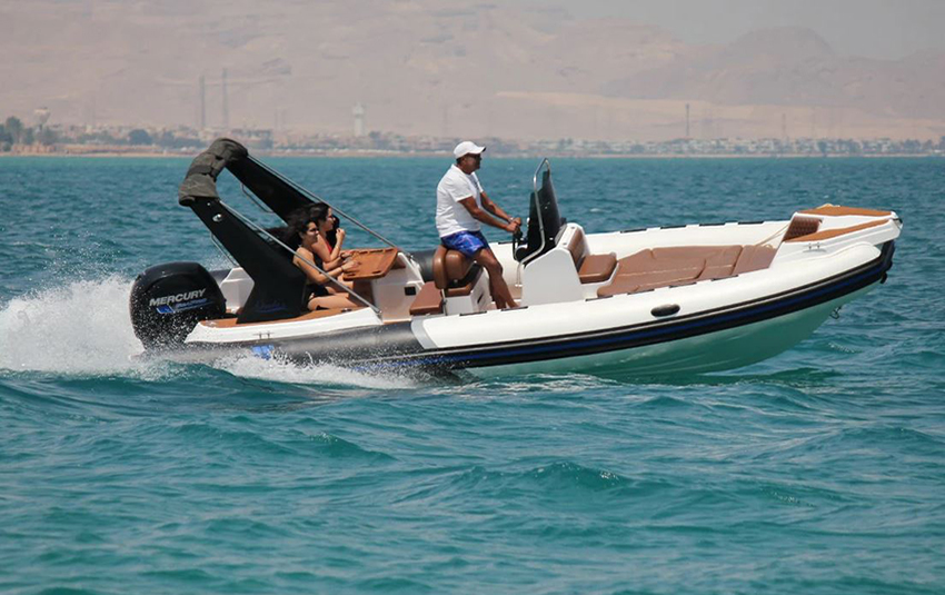 Tiger_650_a_louer_en_formule_abonnement_sur_mesure_a_mandelieu_passionboat